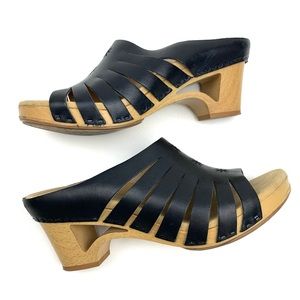 Dansko Clog Sandals Mule Slip On Wedge Black Leather Comfort Shoes Size 39 8.5-9